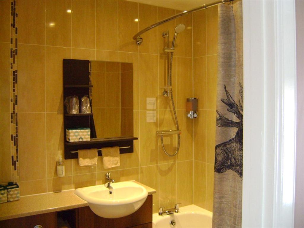 The Commercial Hotel Tarland Esterno foto